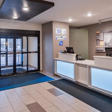 Holiday Inn Express Hotel & Suites Sioux Falls At Empire Mall By Ihg מראה חיצוני תמונה