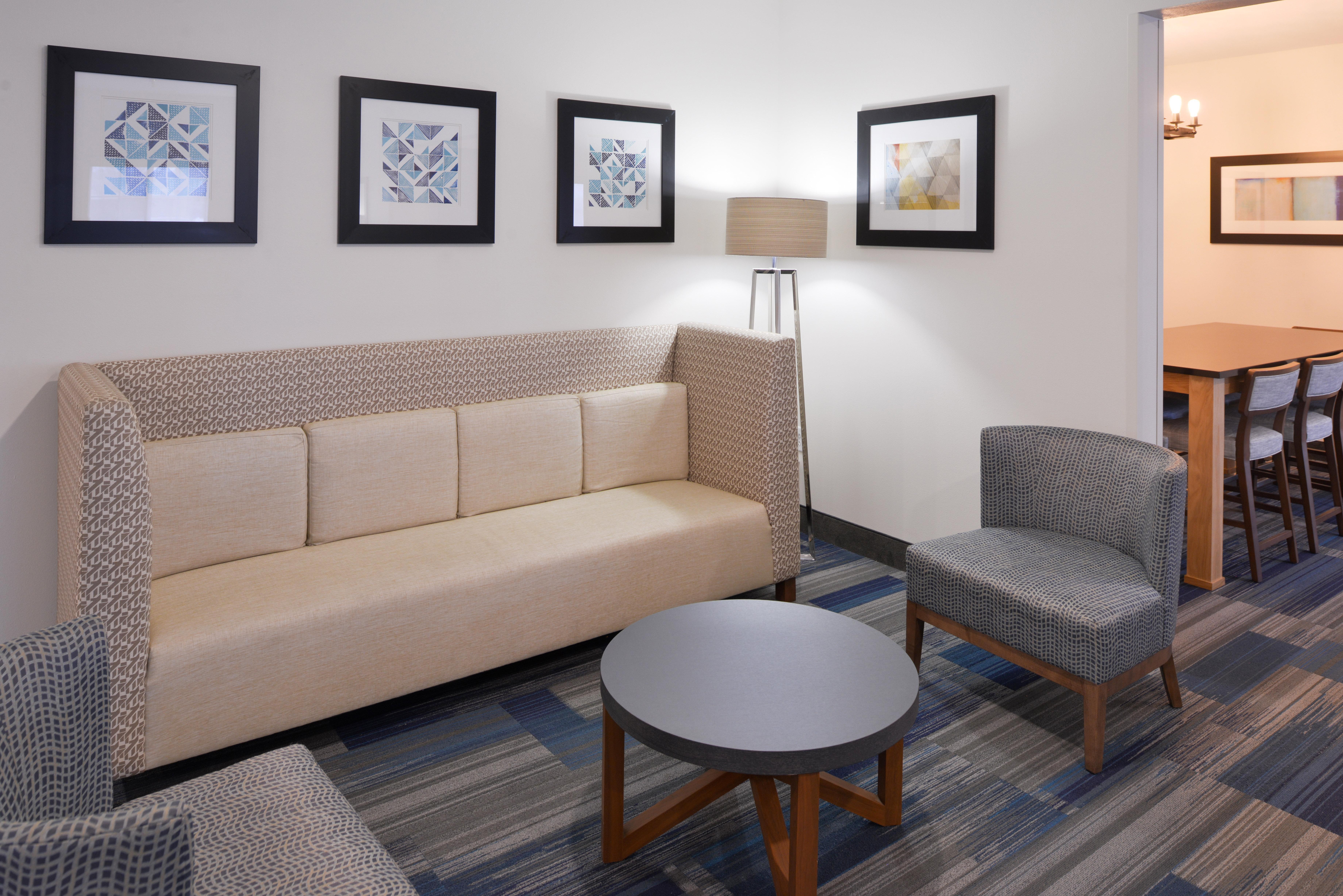 Holiday Inn Express Hotel & Suites Sioux Falls At Empire Mall By Ihg מראה חיצוני תמונה