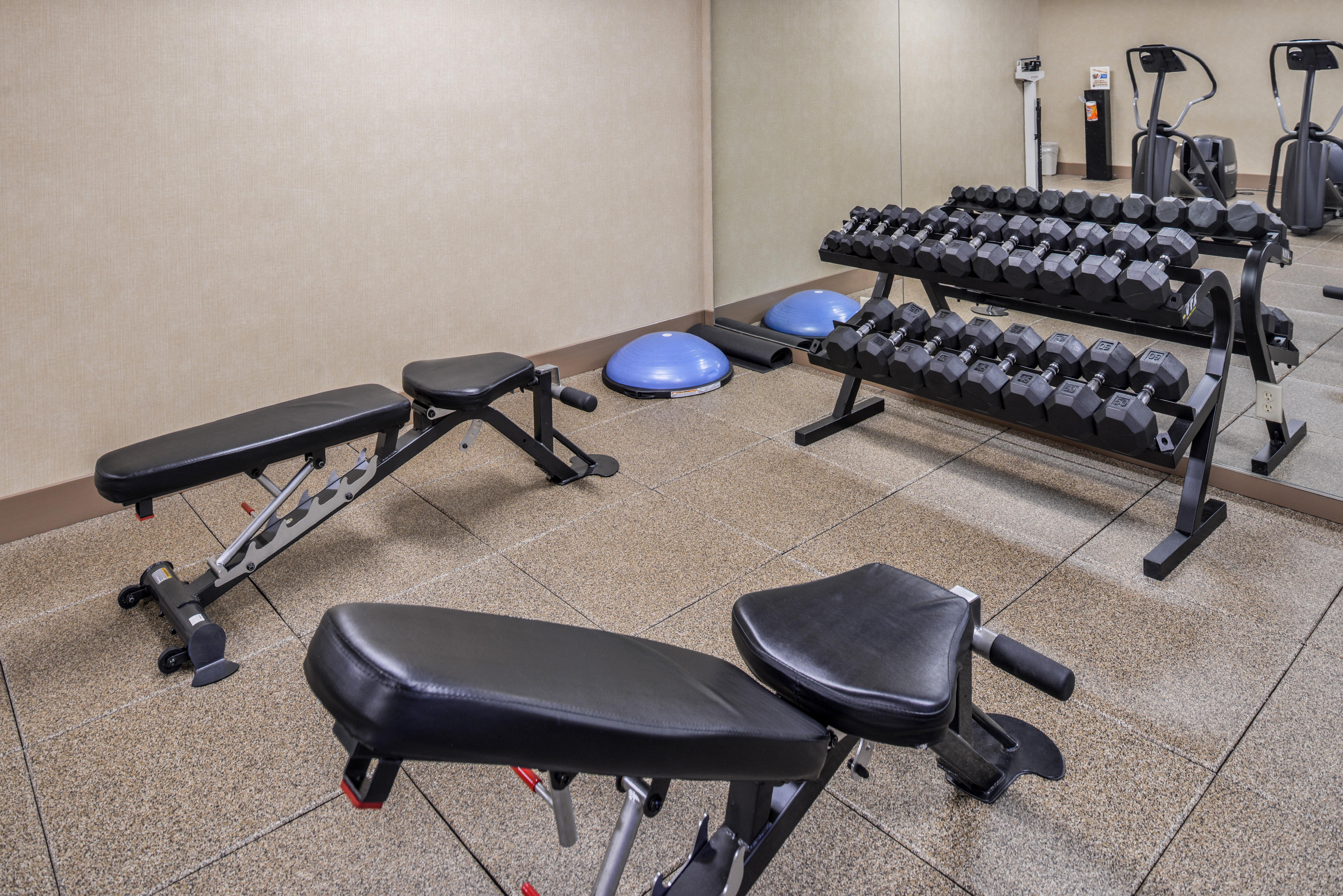 Holiday Inn Express Hotel & Suites Sioux Falls At Empire Mall By Ihg מראה חיצוני תמונה