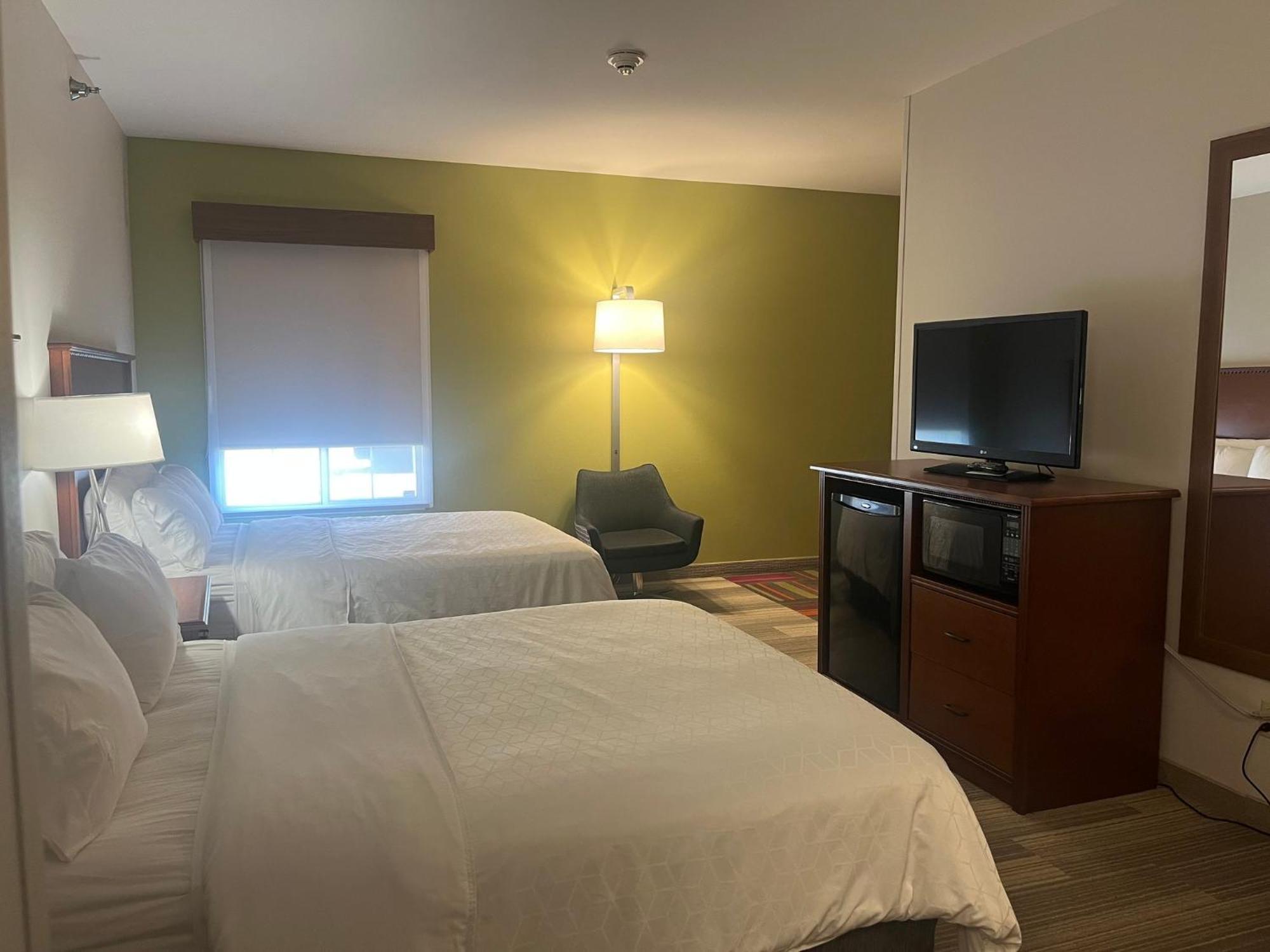 Holiday Inn Express Hotel & Suites Sioux Falls At Empire Mall By Ihg מראה חיצוני תמונה