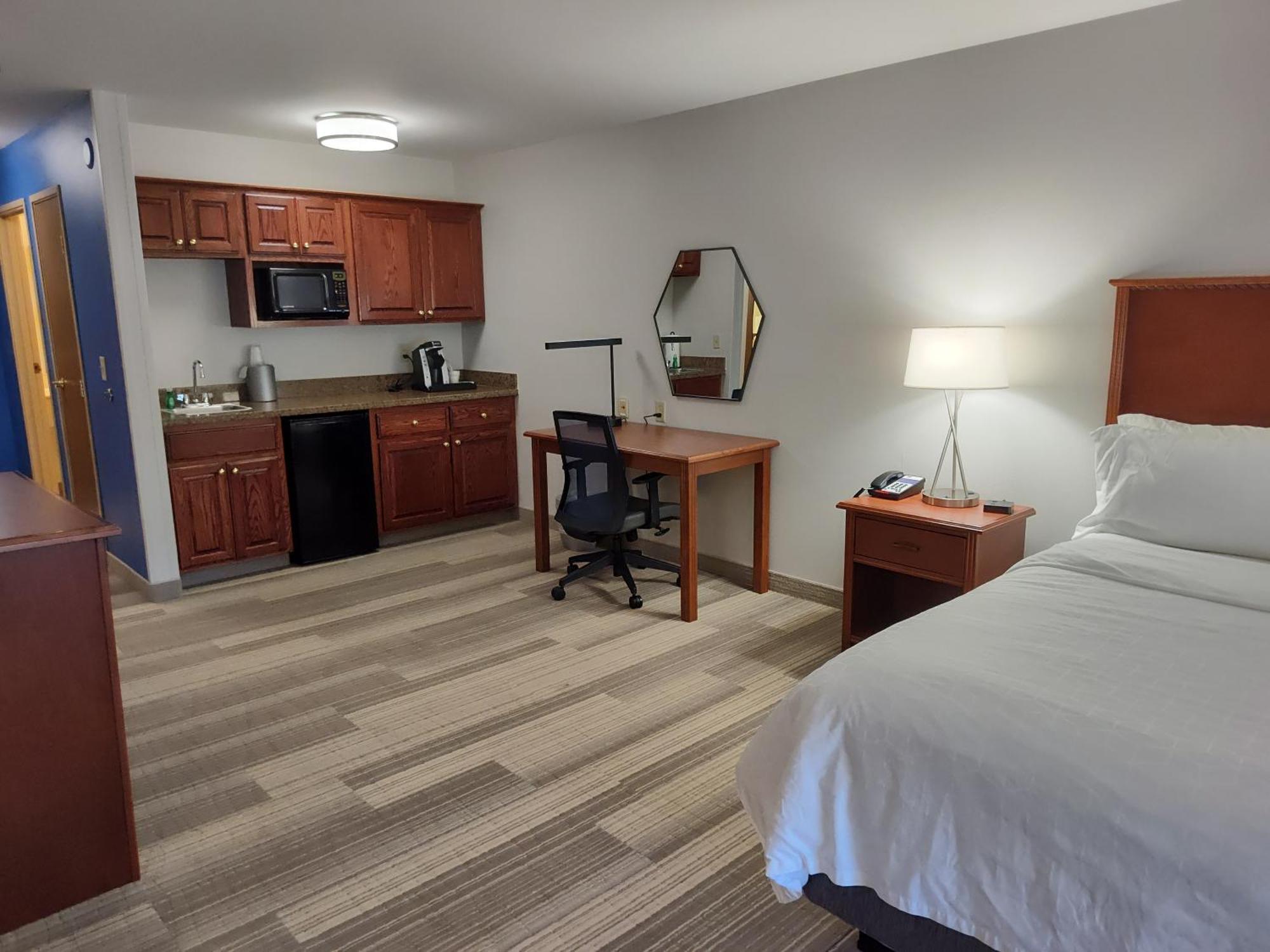 Holiday Inn Express Hotel & Suites Sioux Falls At Empire Mall By Ihg מראה חיצוני תמונה