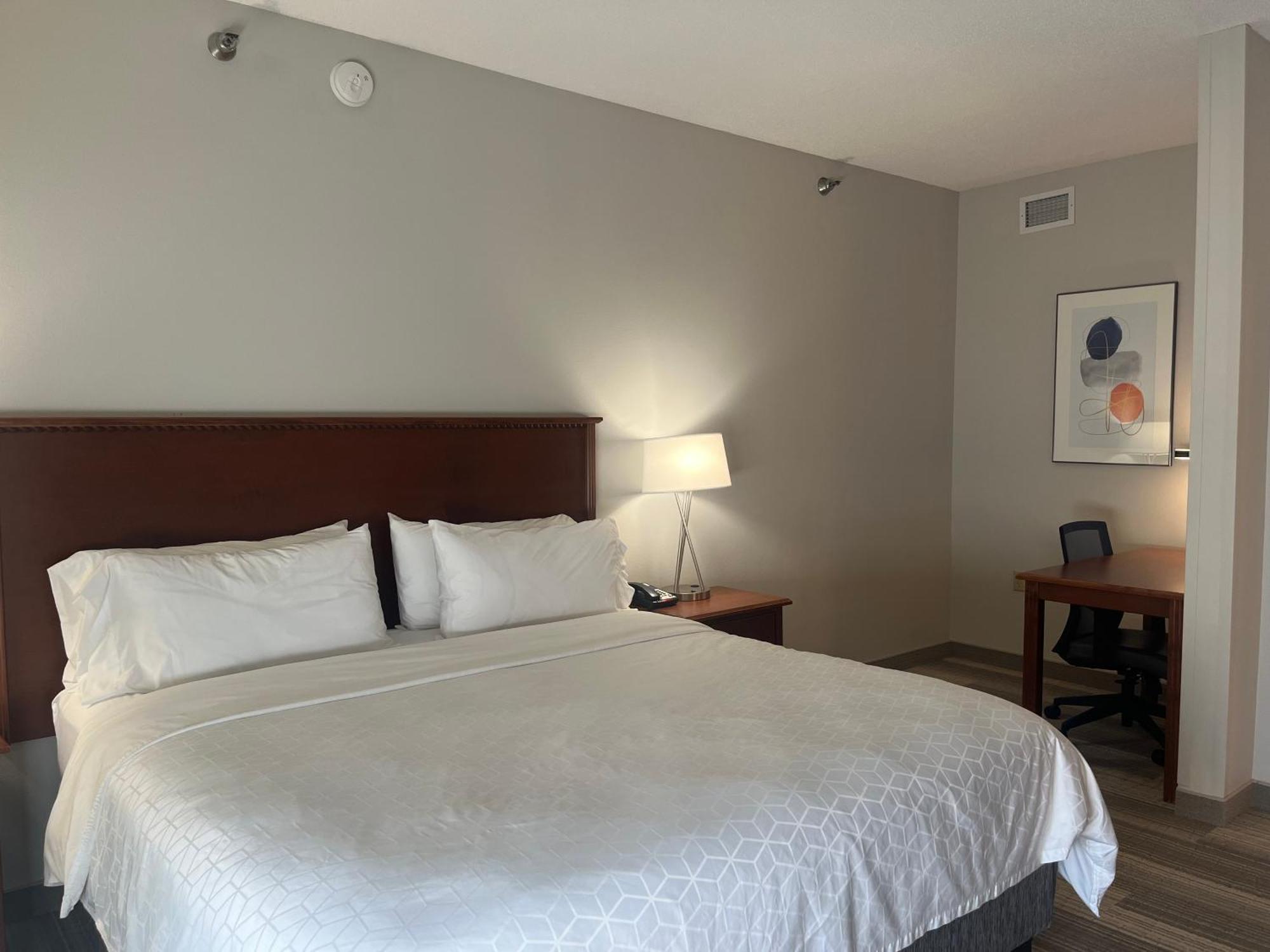 Holiday Inn Express Hotel & Suites Sioux Falls At Empire Mall By Ihg מראה חיצוני תמונה