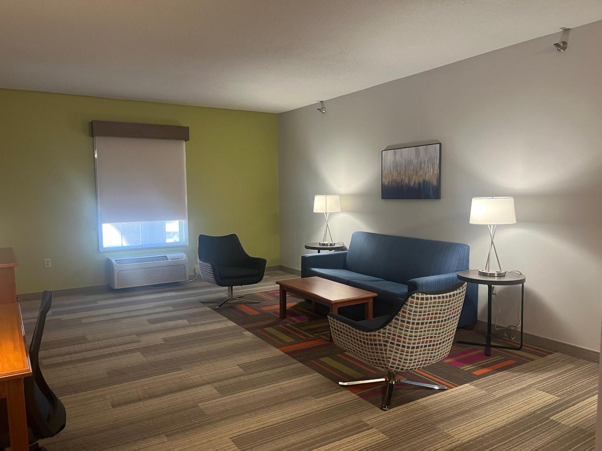 Holiday Inn Express Hotel & Suites Sioux Falls At Empire Mall By Ihg מראה חיצוני תמונה