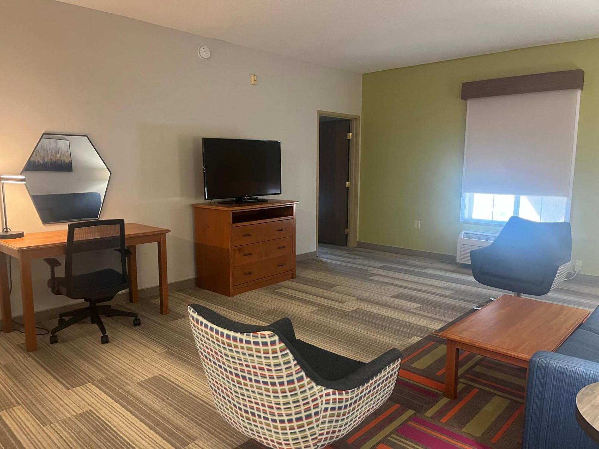 Holiday Inn Express Hotel & Suites Sioux Falls At Empire Mall By Ihg מראה חיצוני תמונה