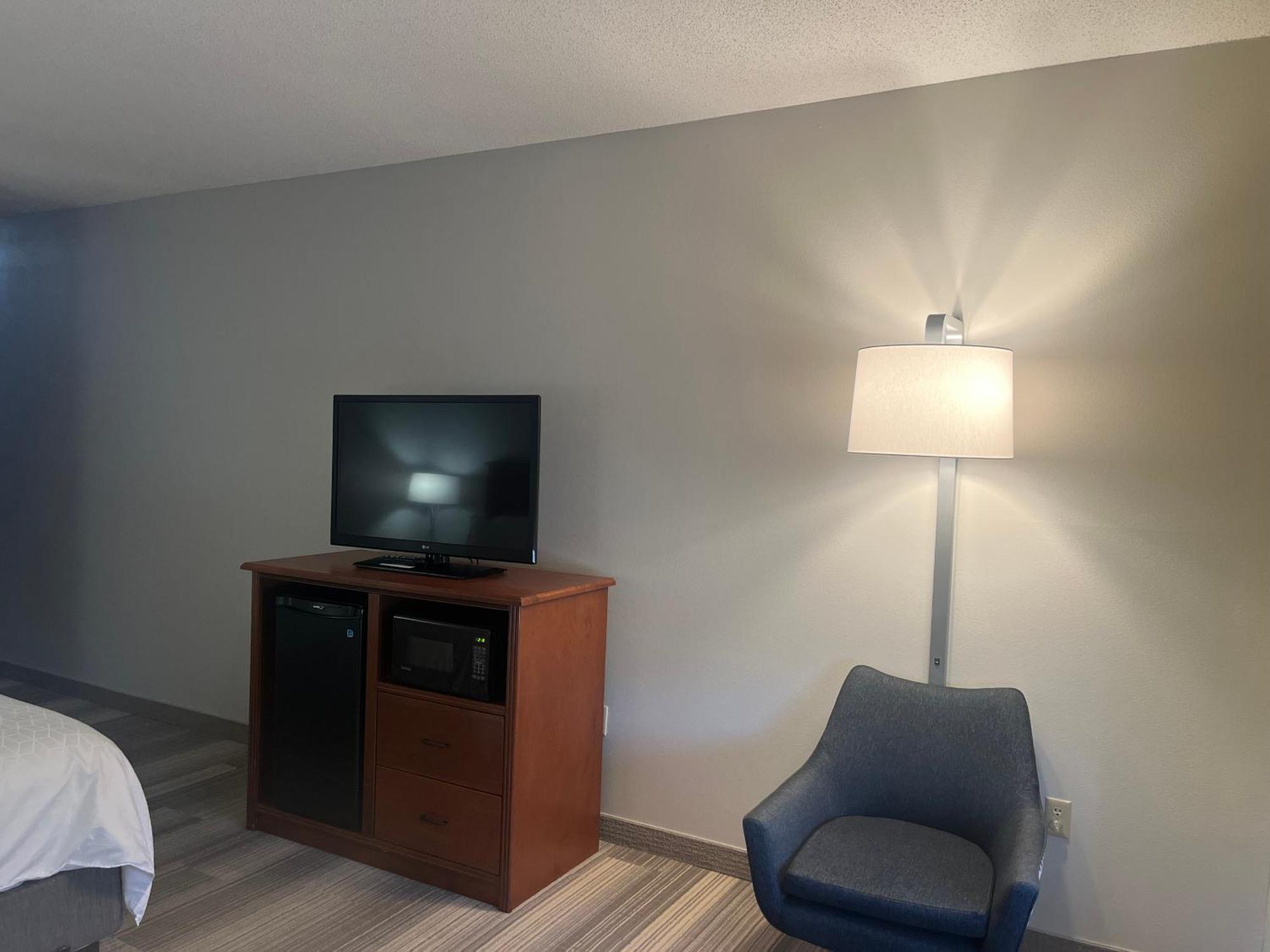 Holiday Inn Express Hotel & Suites Sioux Falls At Empire Mall By Ihg מראה חיצוני תמונה
